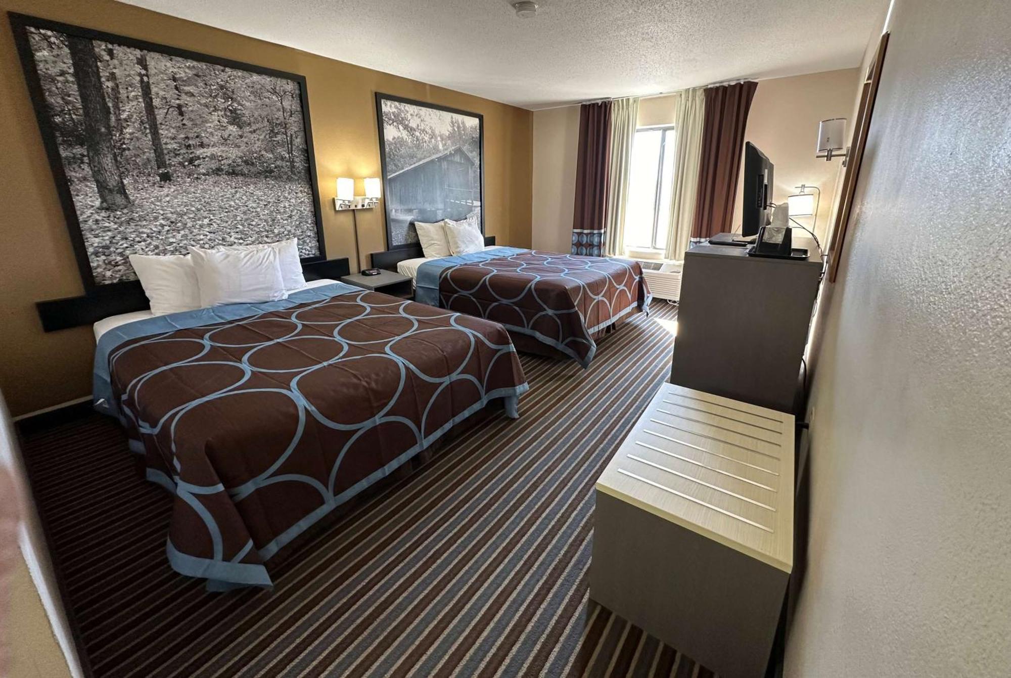 Super 8 By Wyndham Columbia Clark Lane Hotell Eksteriør bilde
