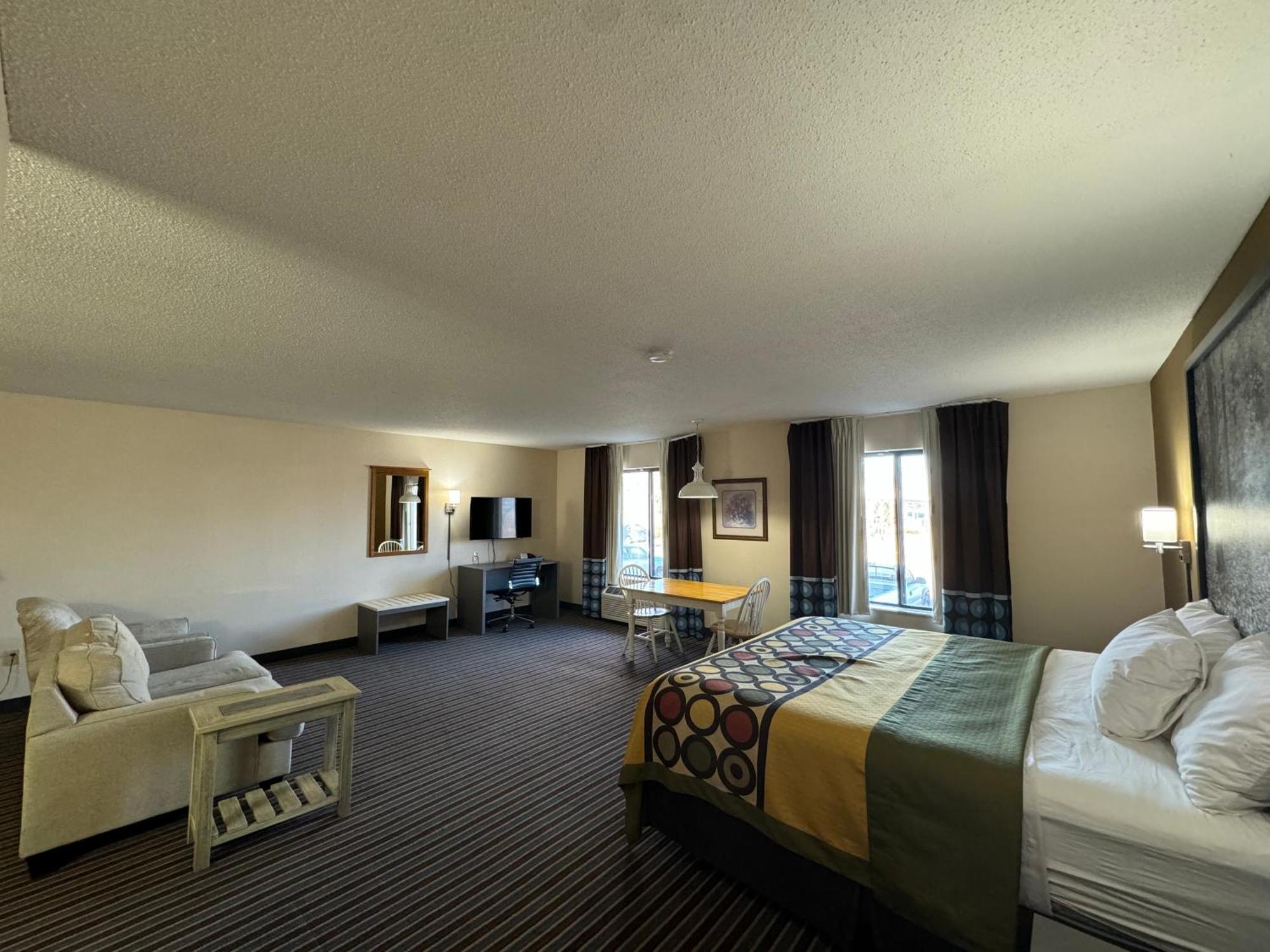 Super 8 By Wyndham Columbia Clark Lane Hotell Eksteriør bilde