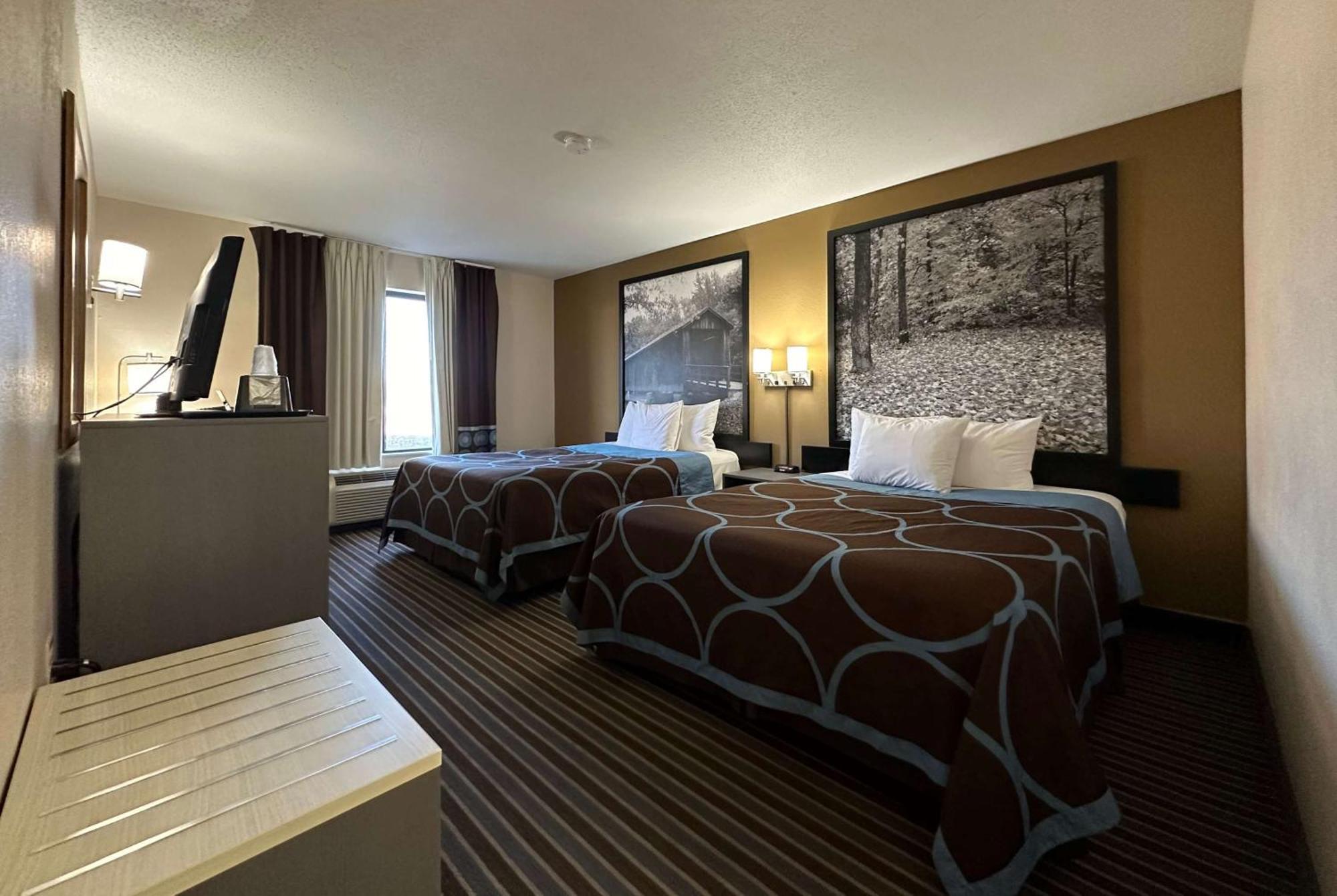 Super 8 By Wyndham Columbia Clark Lane Hotell Eksteriør bilde
