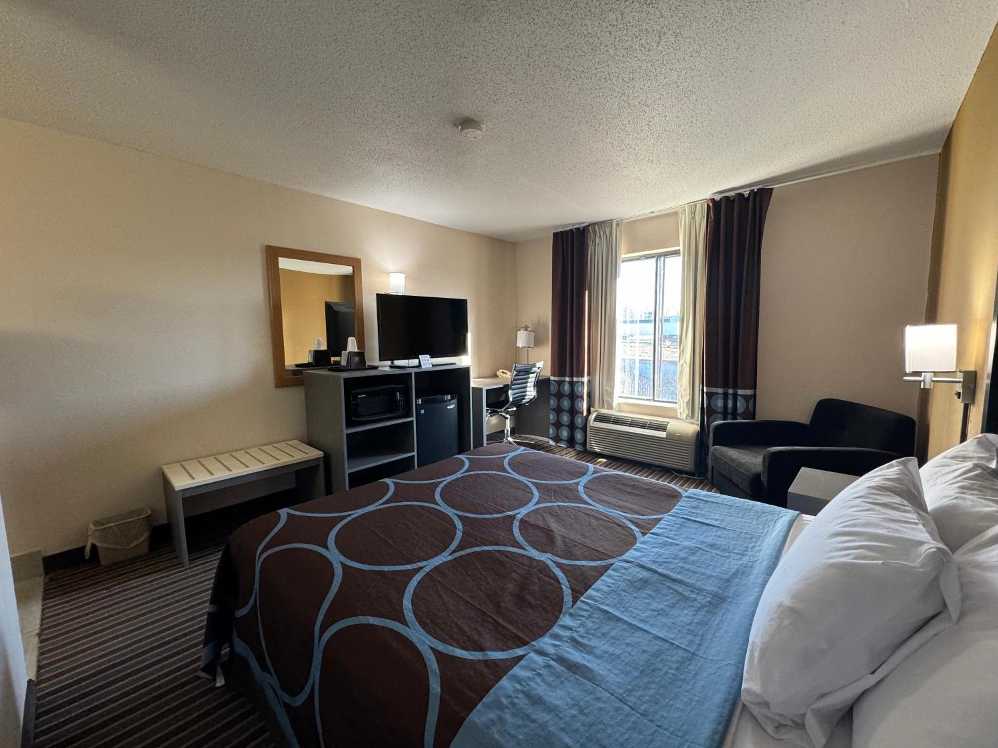 Super 8 By Wyndham Columbia Clark Lane Hotell Eksteriør bilde